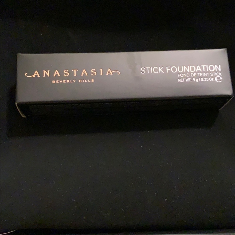 Anastasia - Stick Foundation